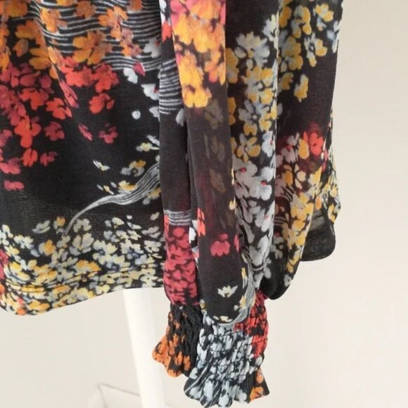 Akemi +Kin Peasant Babydoll Blouse - Picture 3 of 3